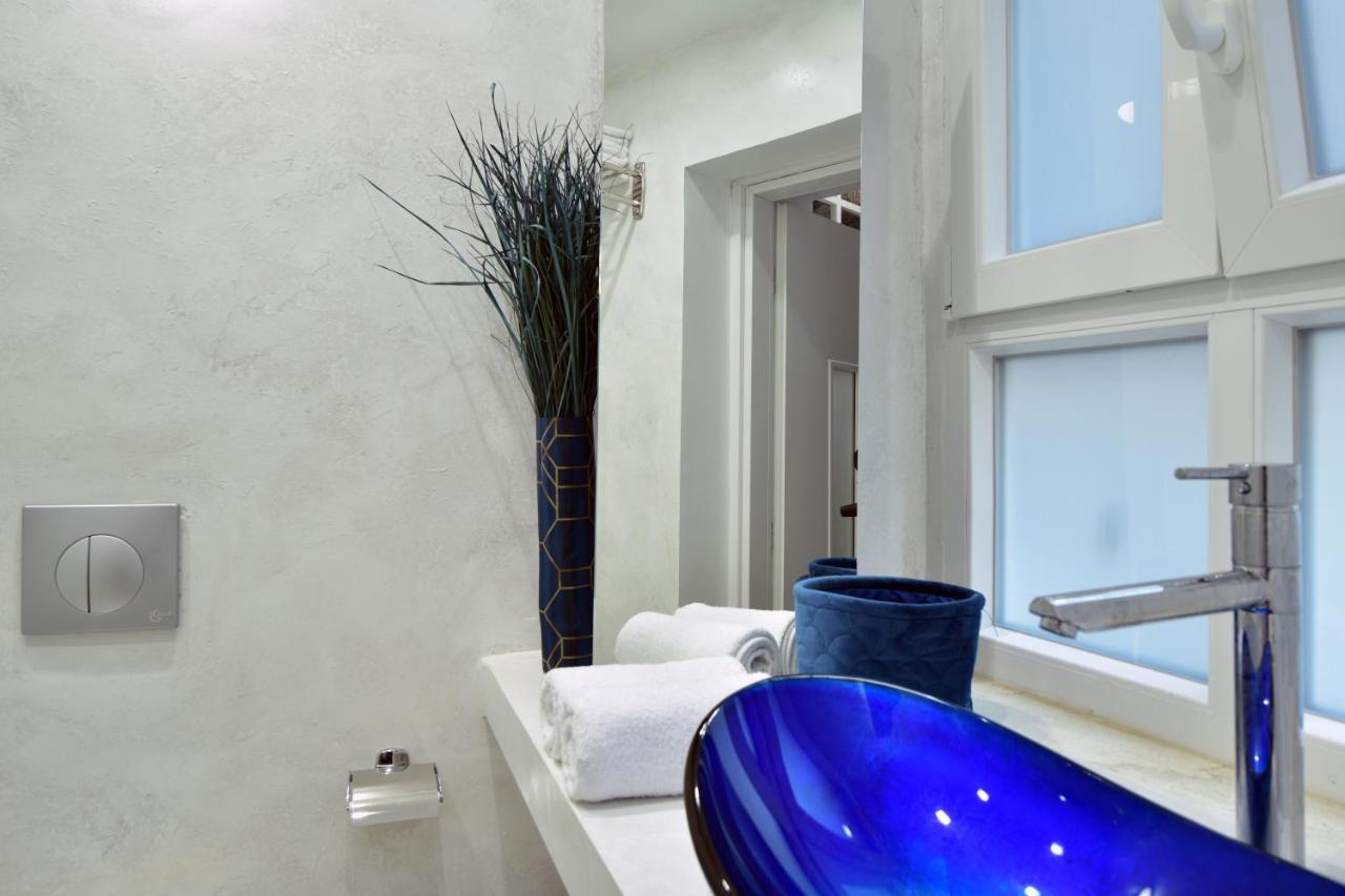 Queen Apartment, In The Heart Of Corfu Historical Old Town Center! Exterior photo